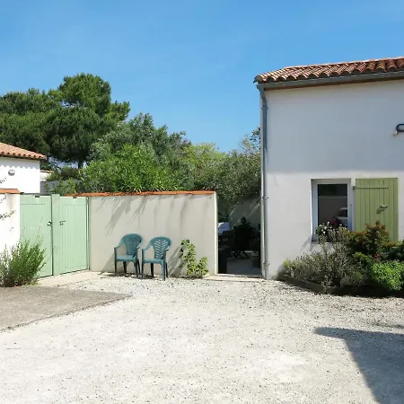 Holiday home La Touche - Idr122 By Interhome La Flotte